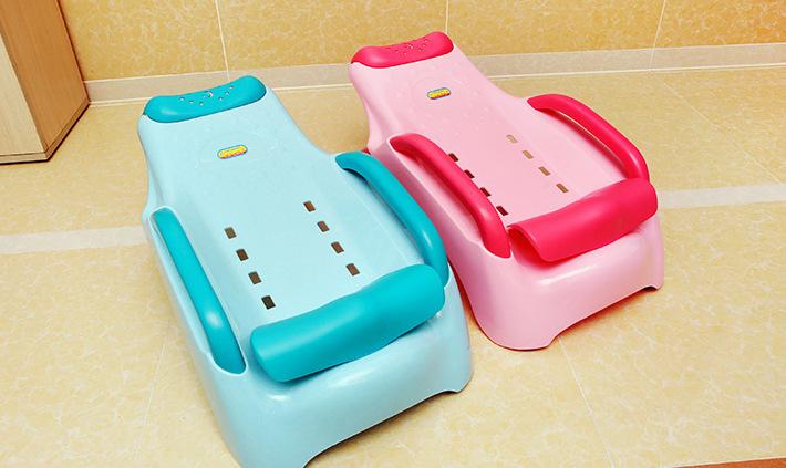 Ghế Gội Đầu Tay Vịn Cho Bé