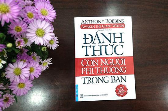 Đánh Thức Con Người Phi Thường Trong Bạn (Tái Bản)