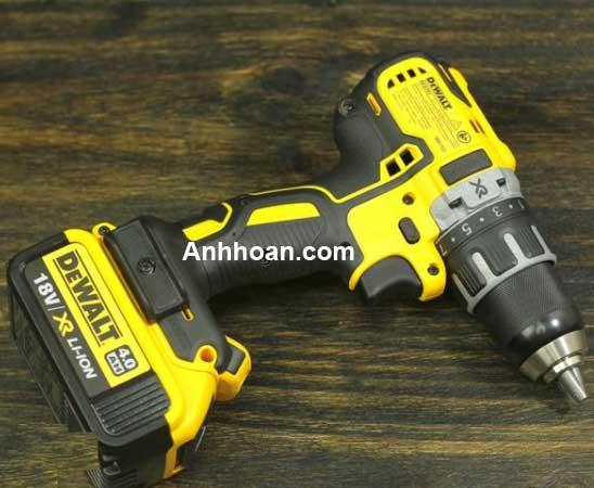 Máy khoan dùng pin DeWALT 18V DCD796M2-B1 (SET 4Ah)