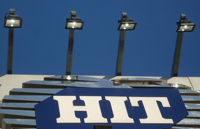 Đèn Pha Led Lumen LF01D-30 dùng Hạt Led 30W - BH 3 năm