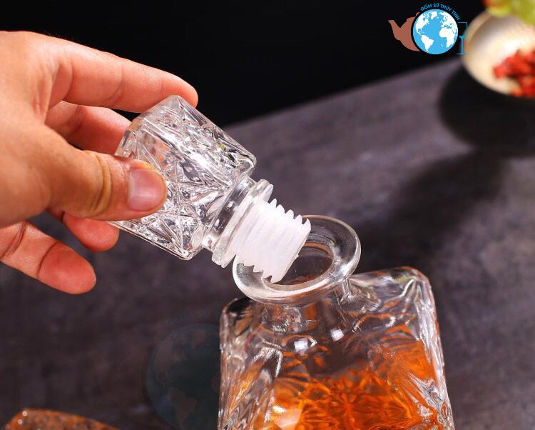 [HCM]Bình Đựng Rươu Ngâm Sâm Thuỷ Tinh 750ml - BR01