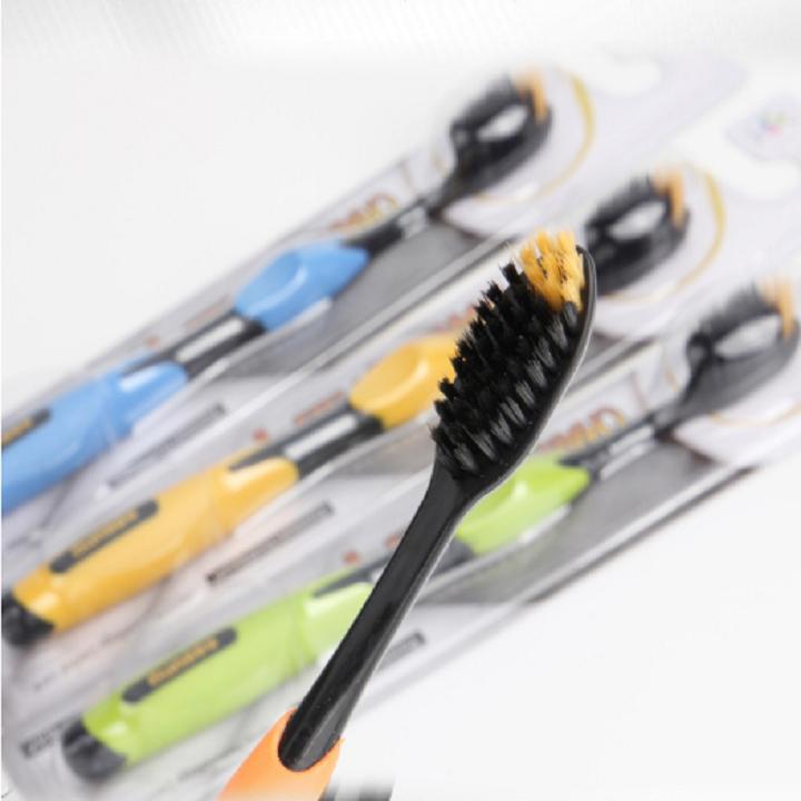 Bàn chải đánh răng Charcoal Plus