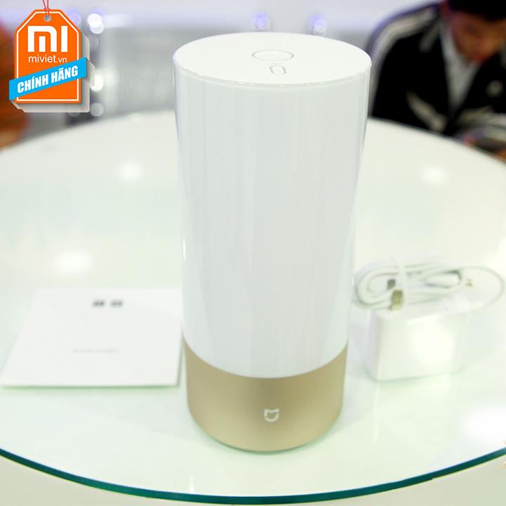 Đèn Ngủ Thông Minh Xiaomi Yeelight Bedside Lamp 16 Triệu Màu