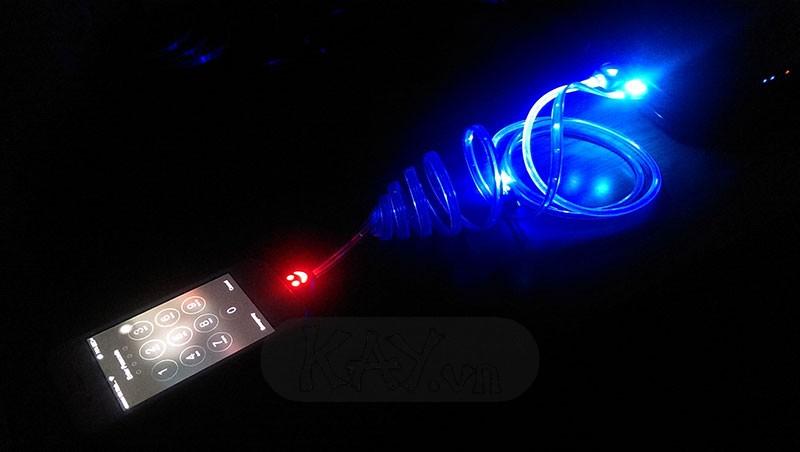 Cáp sạc android có đèn led chống rối DT86