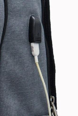 Balo du lịch Hasun HS 8230 chống nước, có cổng sạc USB
