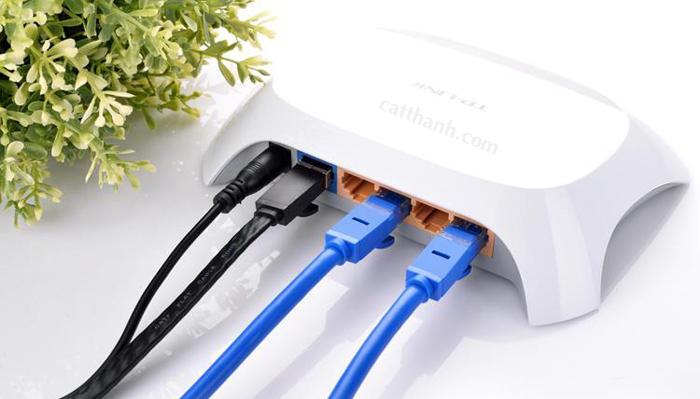 Cáp mạng đúc sẵn CAT6 100M Ugreen 11228 (Xanh dương)