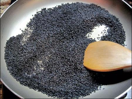 Vừng đen (0.5kg hút chân không)