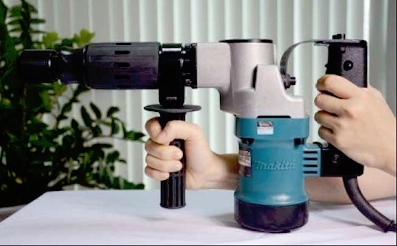 MÁY ĐỤC BÊ TÔNG MAKITA HM0810