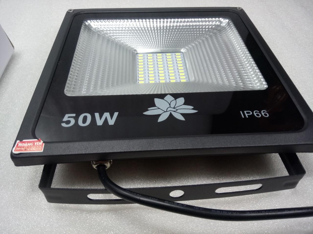Đèn Led Pha 50W IP66 Ngoài Trời Chống Mưa Tuổi Thọ Cao 220V (Ánh sáng trắng)