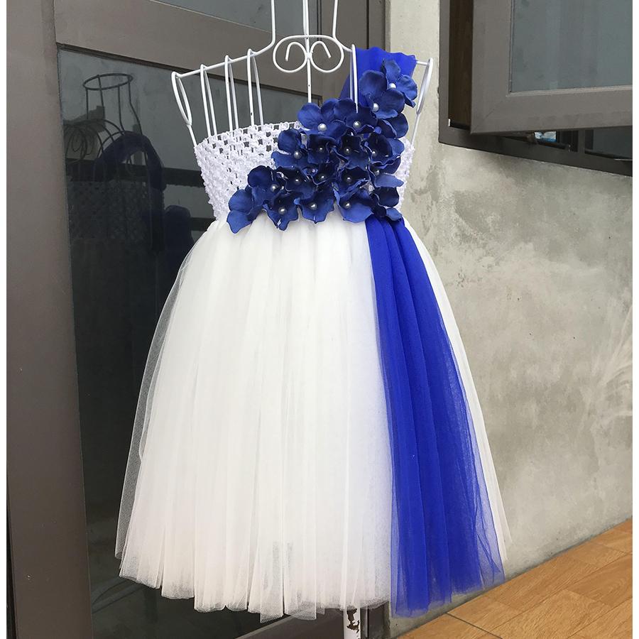 Váy công chúa trắng dải xanh coban