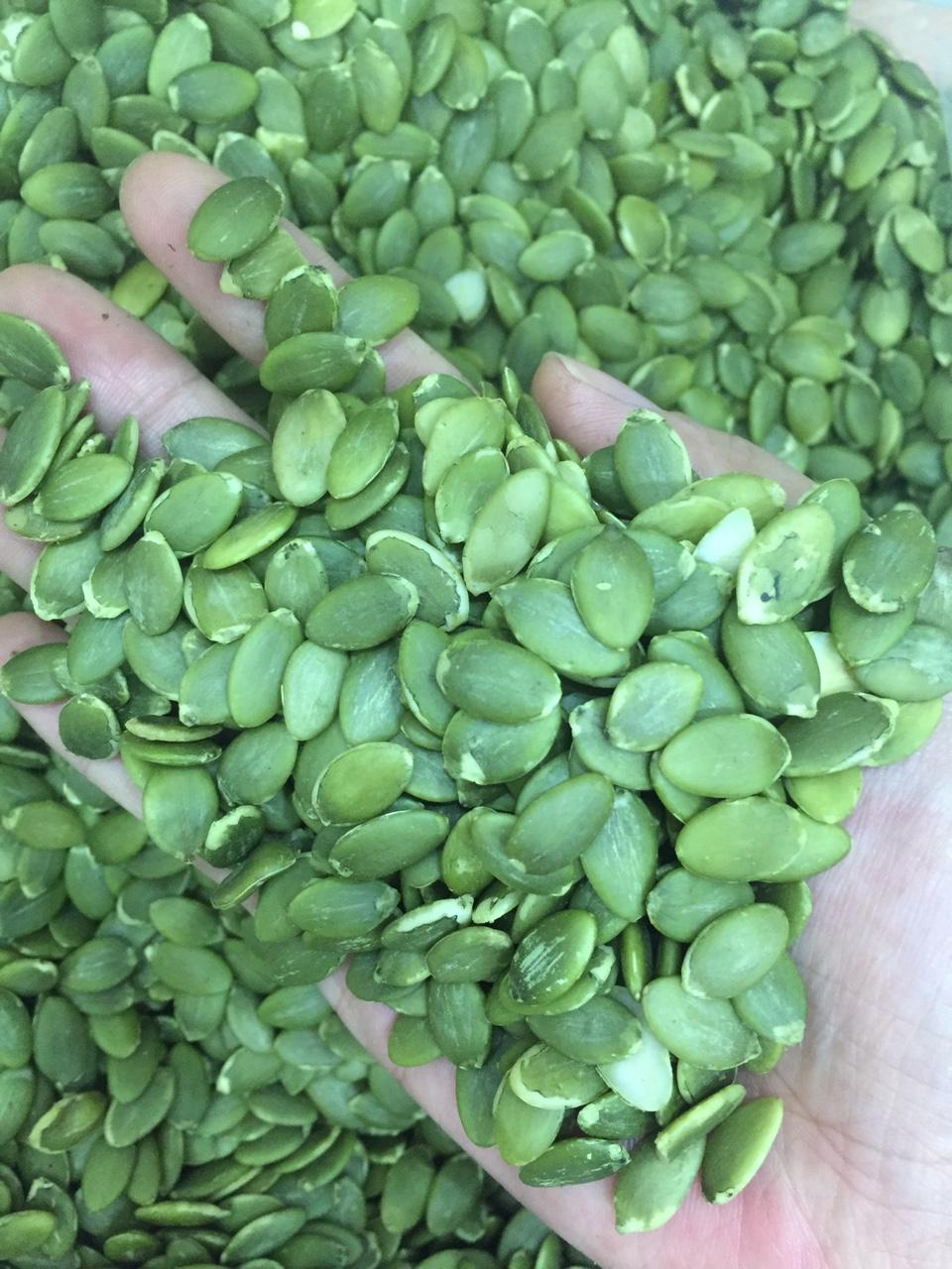 Nhân hạt bí xanh còn sống 1Kg