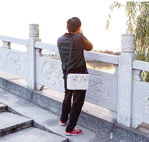 Hộp chống ẩm Eirmai R11 kèm thẻ hút ẩm