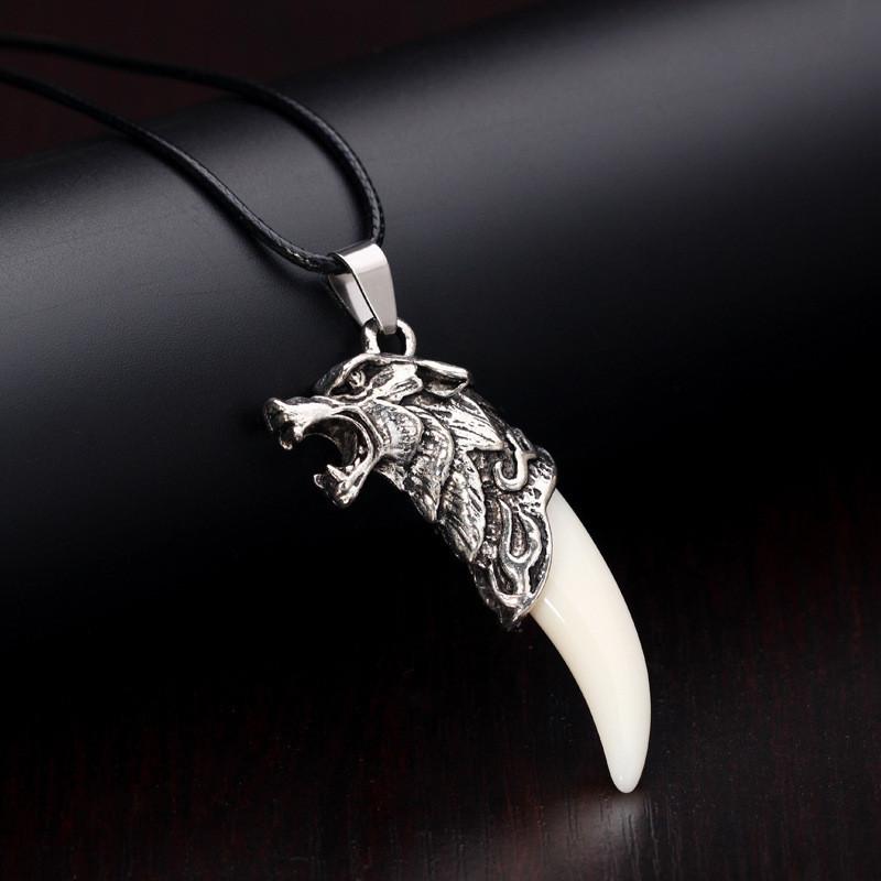 1 Dây chuyền đầu bạc nanh sói phong cách trẻ trung, cá tính cho nam/nữ 