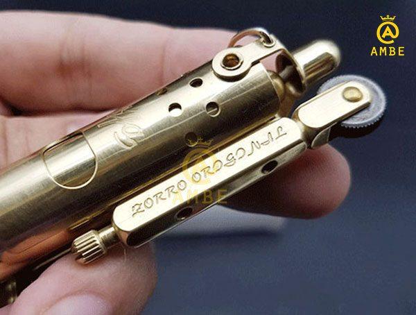 Bật lửa xăng đá Zorro solid brass móc khóa A001