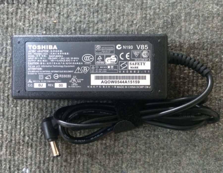 Sạc cho Laptop Toshiba Satellite C640