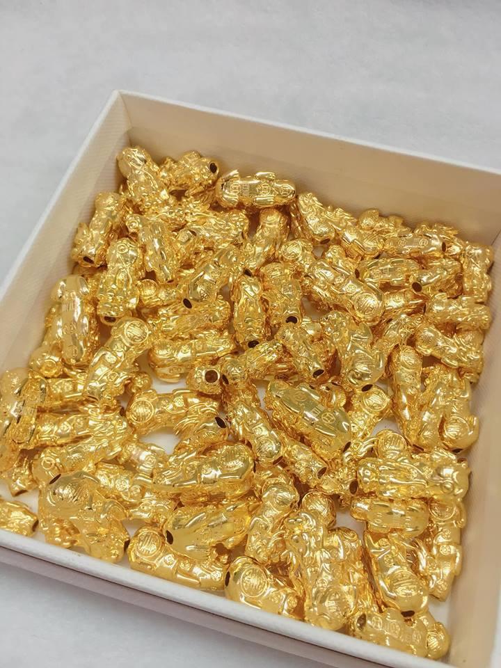 Charm tỳ hưu vàng 10k