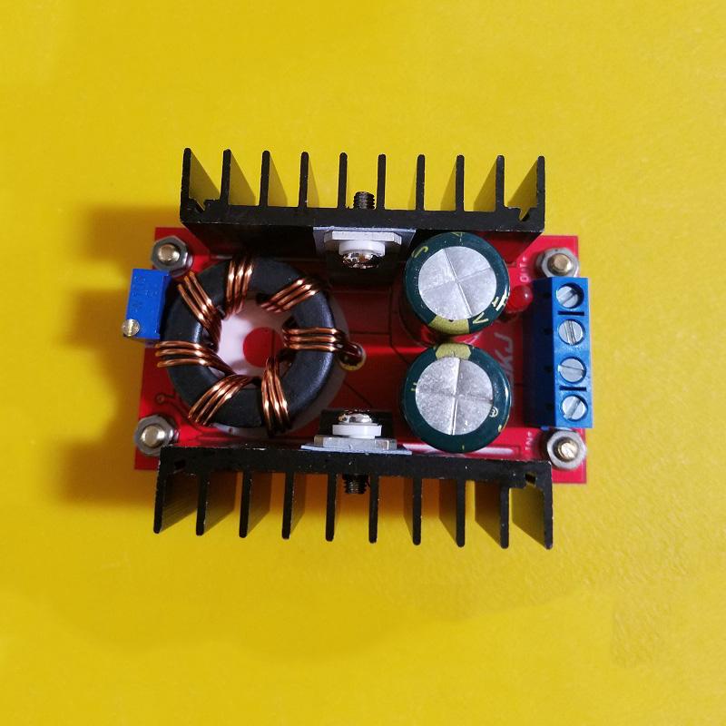 Module tăng điện áp DC-DC 150W vào 10-32VDC ra 12-35VDC