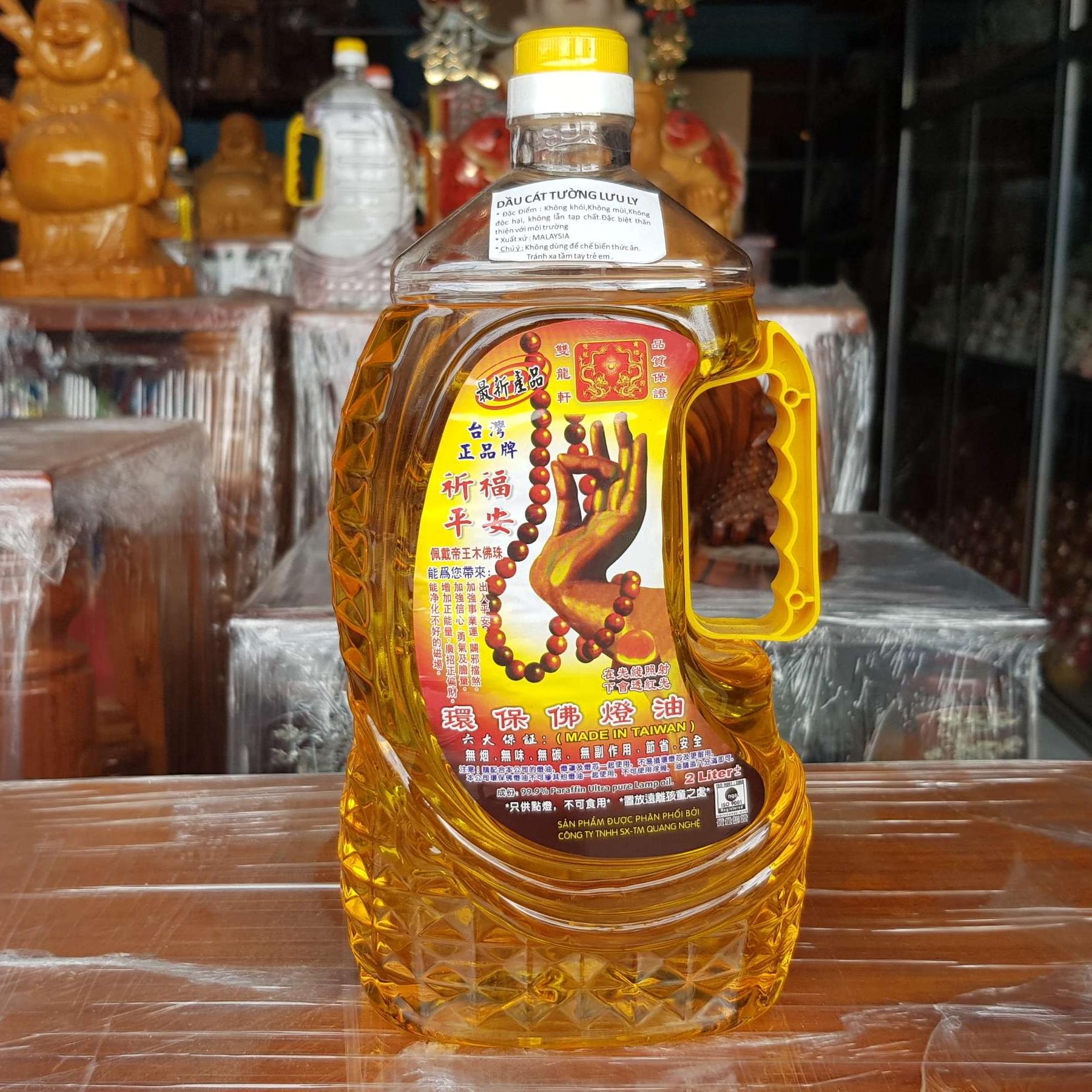 Chai dầu lưu ly cát tường 2 lít