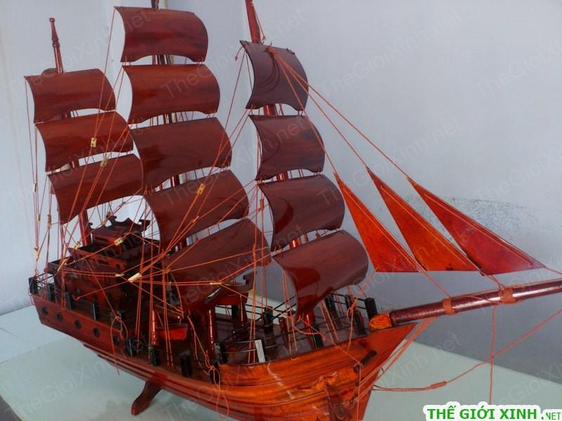 Thuyền  buồm gỗ -  - dài 80cm
