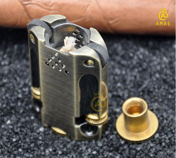 Bật lửa xăng đá độc lạ zorro Z546