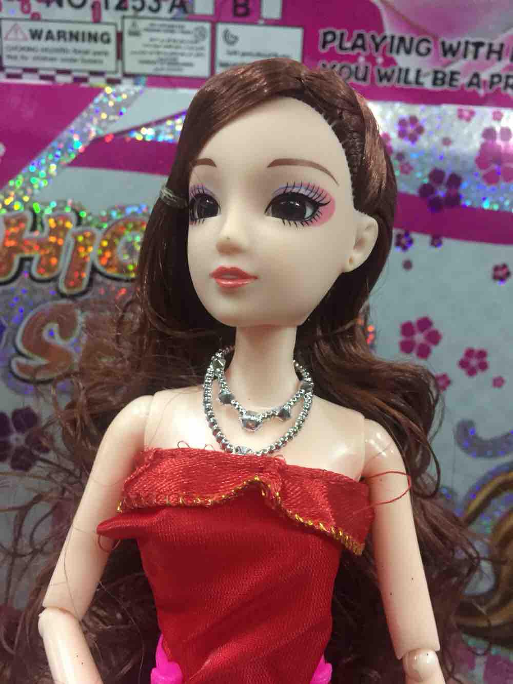 Đầu búp bê - tóc nâu dài