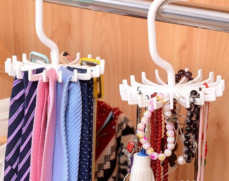 Combo 2 Móc Treo Trang Sức Caravat