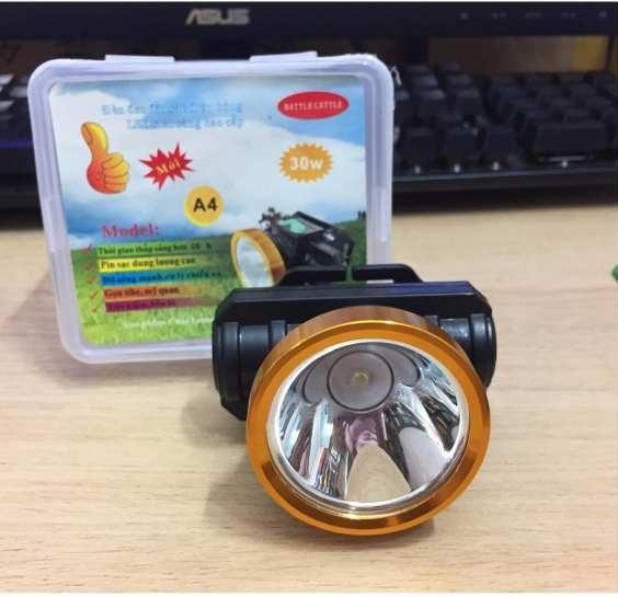 Đèn pin led đeo đầu A4 30W