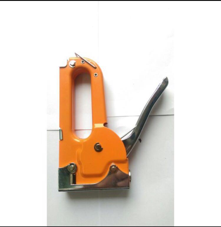 Combo máy bắn ghim Bảker/Top + 5000 ghim U 16/8