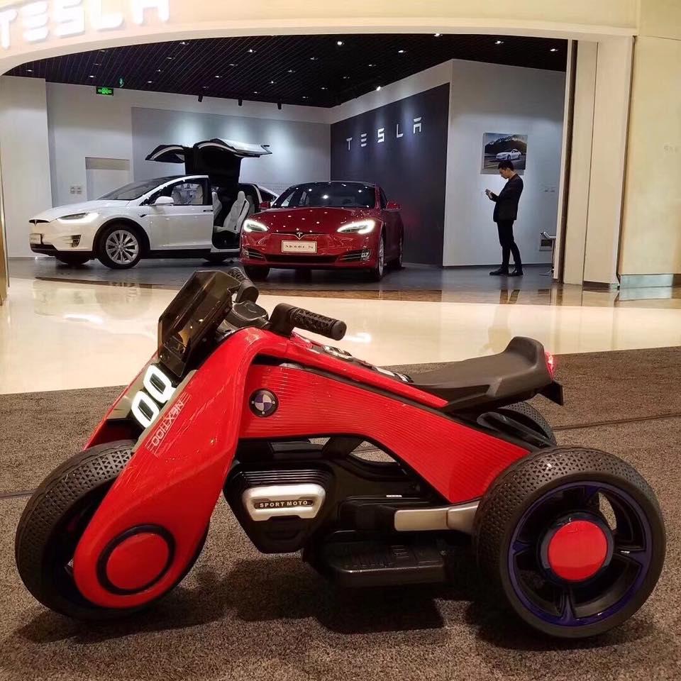 XE MÁY ĐIỆN TRẺ EM 2018