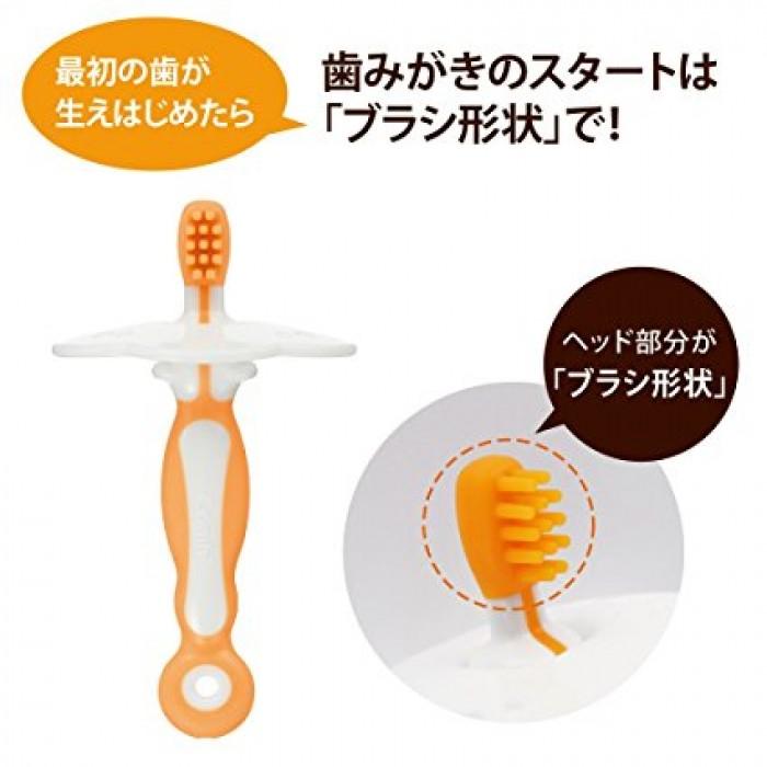 Bàn chải đánh răng Bước 1 Combi Teteo  - Japan (Từ 6 tháng tuổi trở lên)