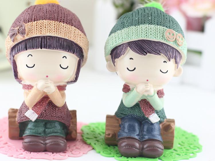 Tượng Cặp Đôi Xinh Xắn Để Xe Hơi