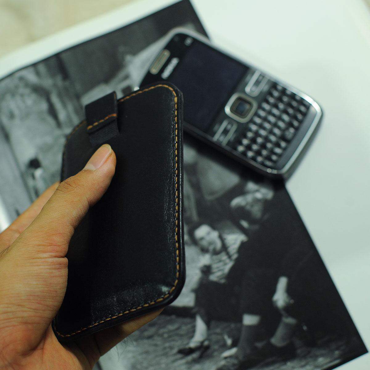 Bao da handmade cho điện thoại Nokia E72 - Bao da Mino Crafts VI362