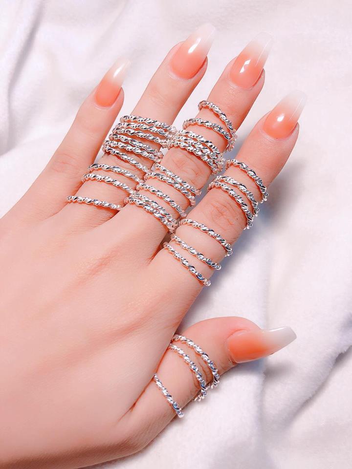 nhẫn xoắn