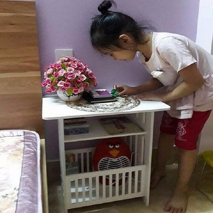 Kệ bàn vuông có giá để sách, tạp chí...