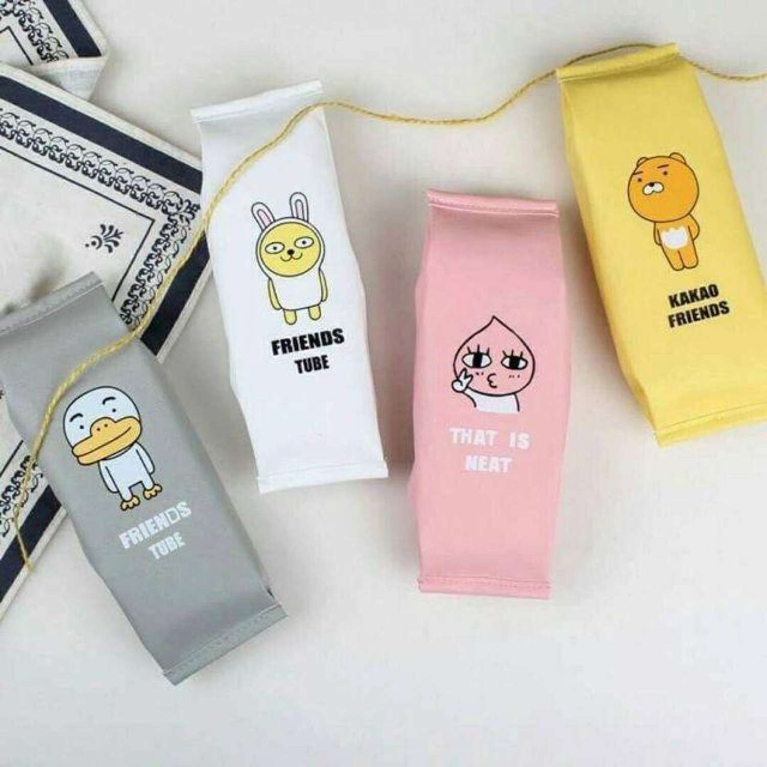 Túi bút Kakao Friends