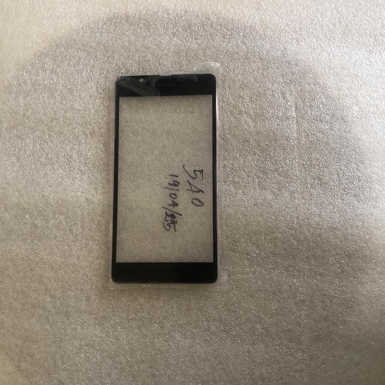 mặt kính thay thế cho Nokia Lumia 540