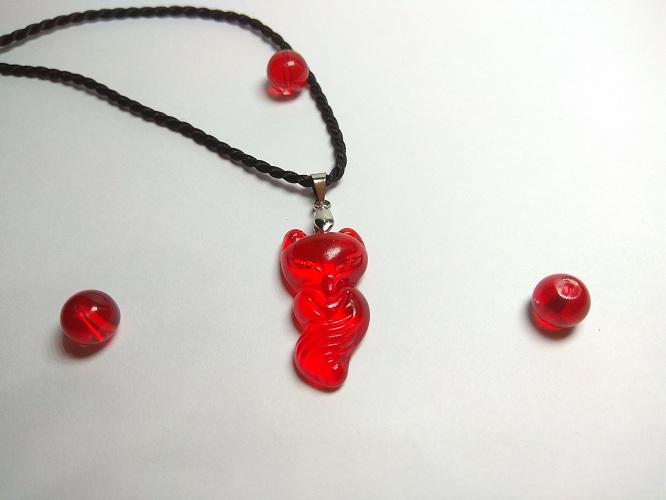 Dây chuyền mặt đá hồ ly 6 đuôi (Chọn màu theo ảnh)