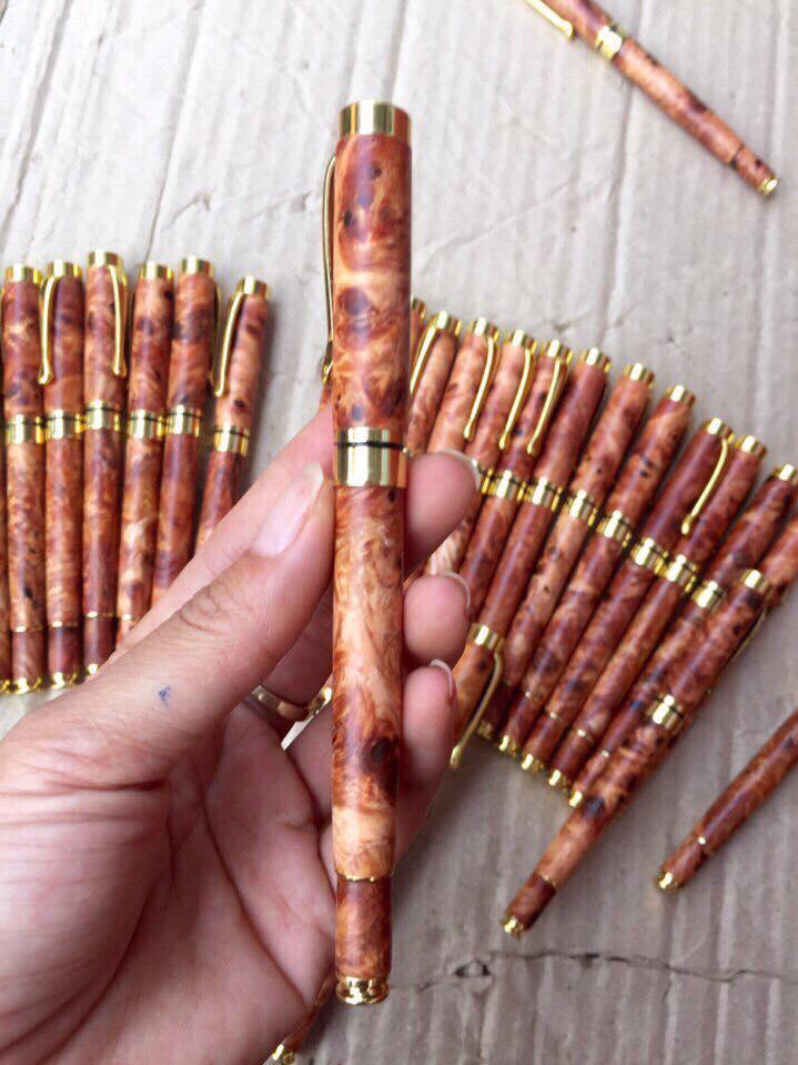 bút bi gỗ huyết long