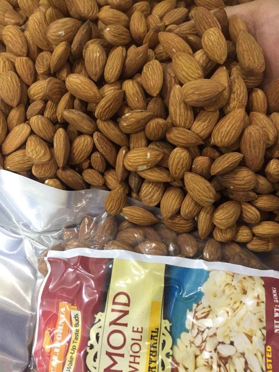 Hạt hạnh nhân Mỹ đã tách vỏ sấy chín 500g