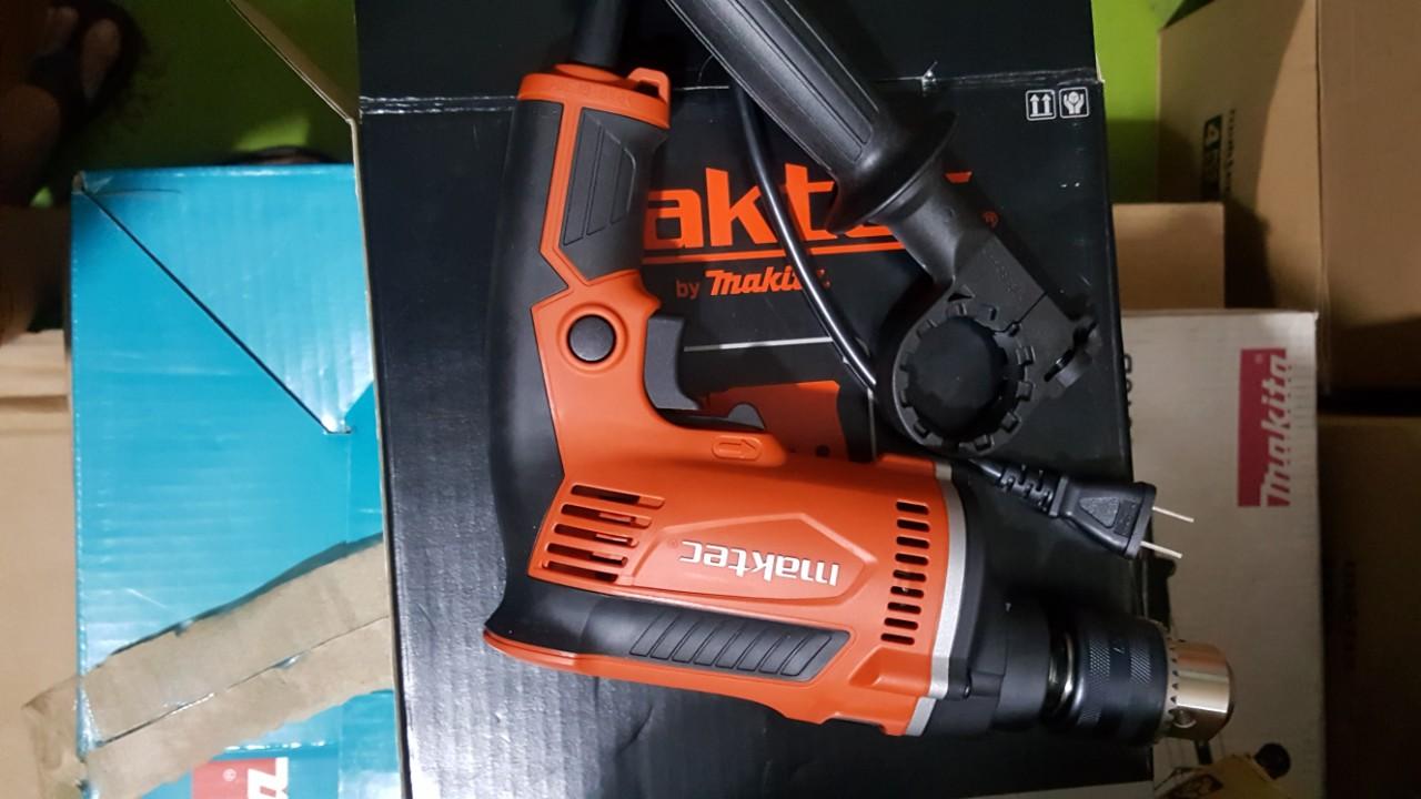 Máy khoan búa Maktec MT817 430W