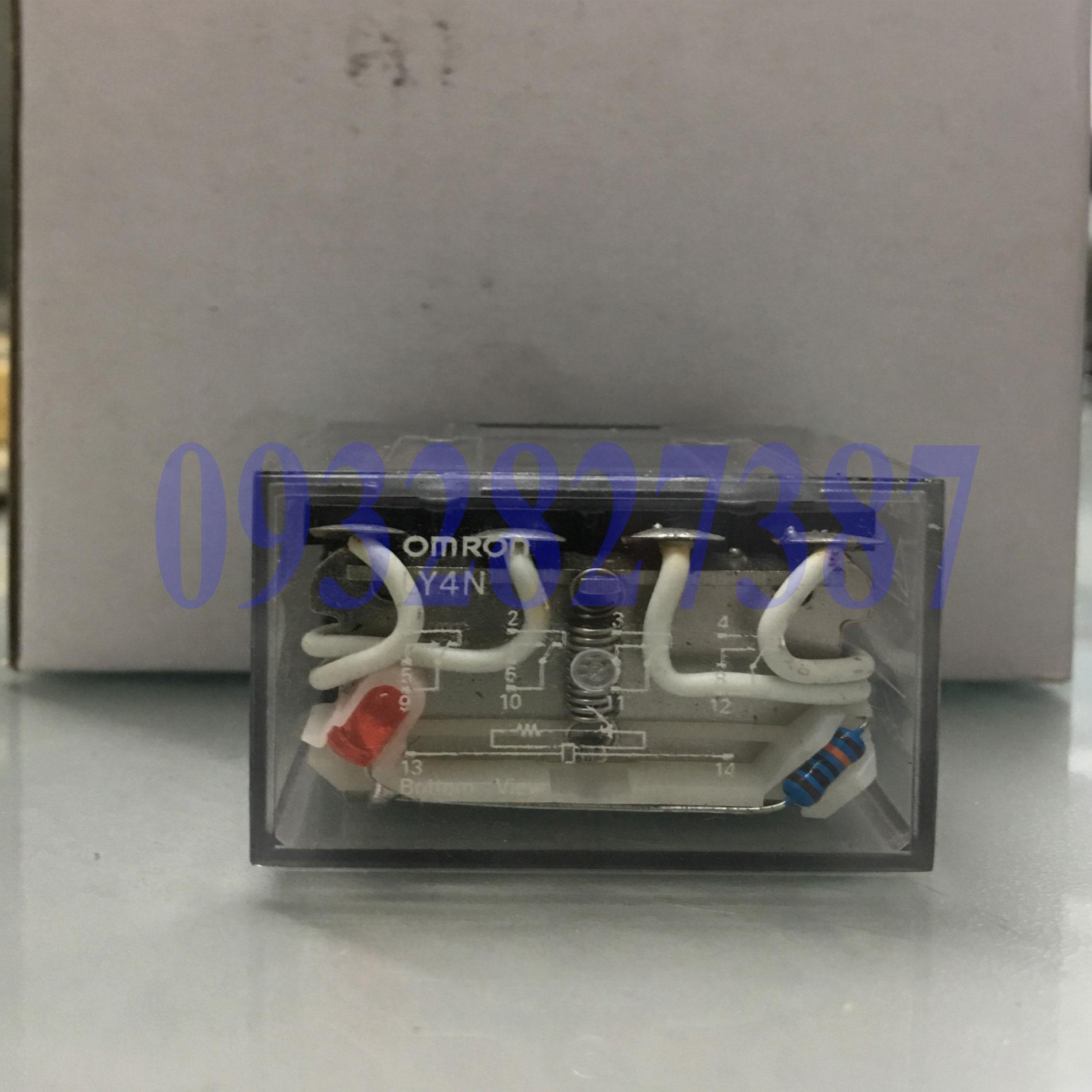 Relay trung gian Omron LY2N - 24VDC