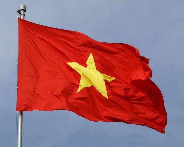 Lá Cờ Tổ Quốc treo nhà