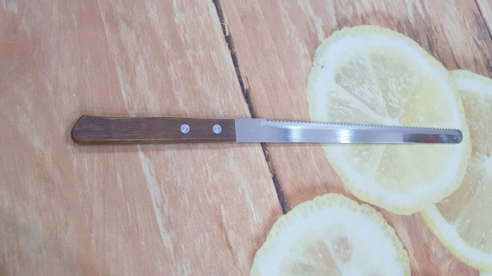 Dao cắt bánh mì có răng cưa