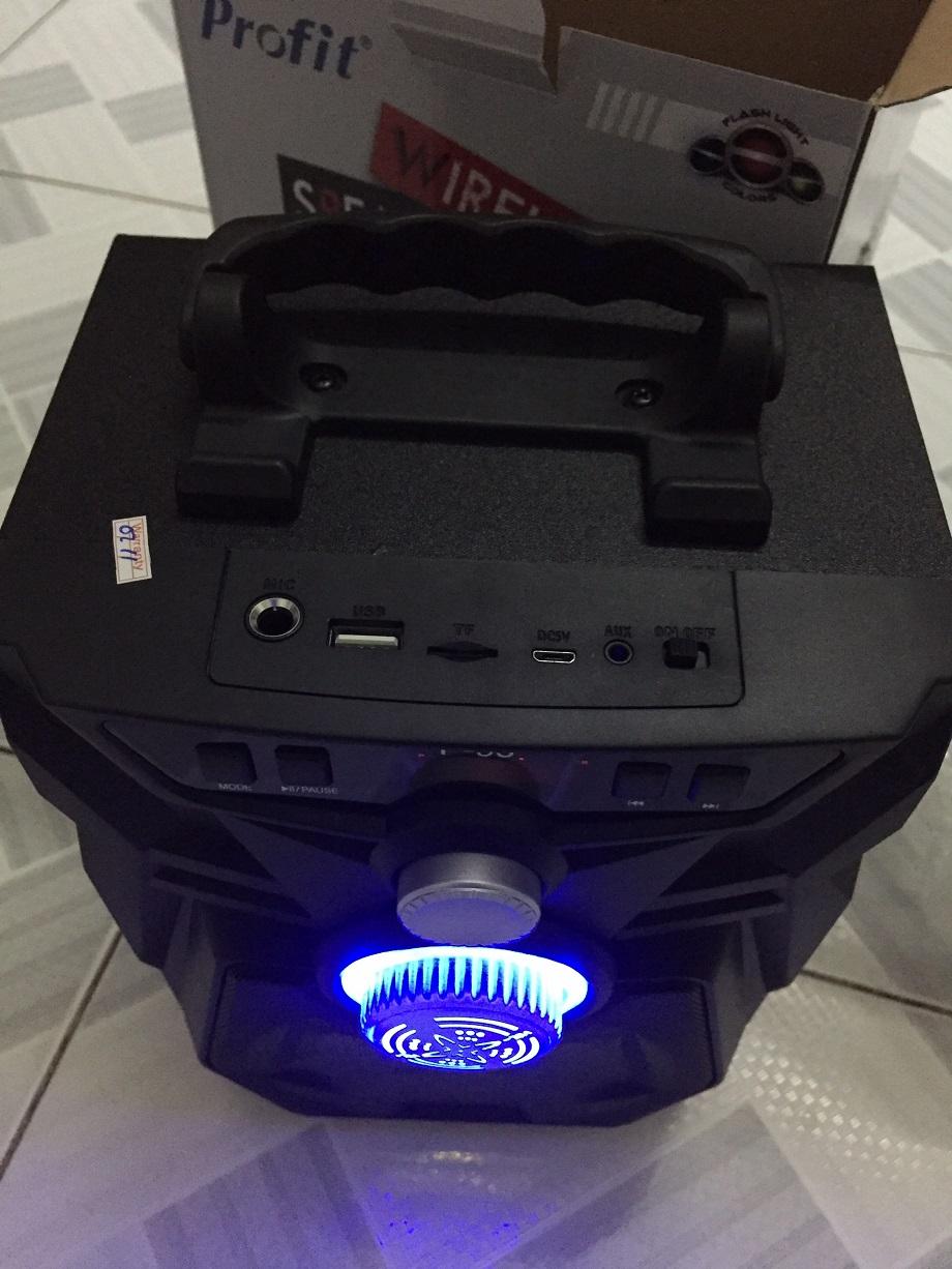 Loa bluetooth P93 Có míc karaoke.