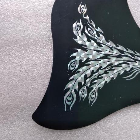 MIẾNG DÁN CHỐNG XƯỚC GUITAR (HÌNH CON CÔNG)