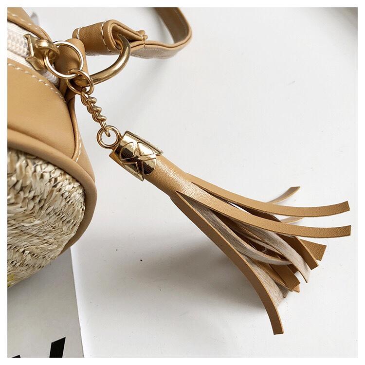 Túi cói đeo chéo hoạ tiết Vintage