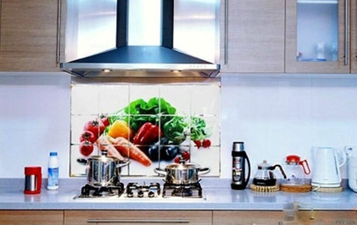 Combo 02 miếng dán tường nhà bếp cách nhiệt
