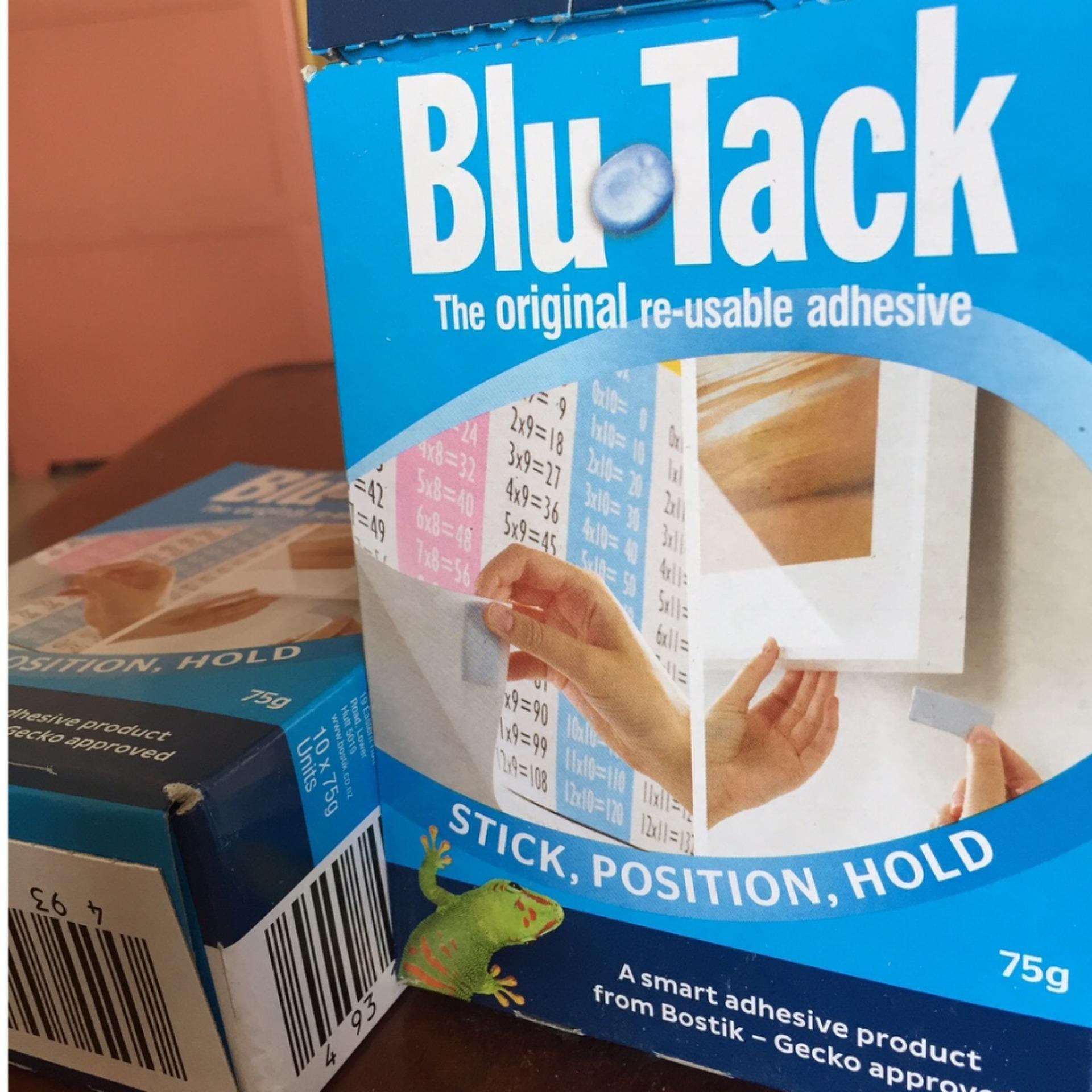 Combo 2 vỉ đất sét dính blu tack, Blu tack của Bostik 75 gr
