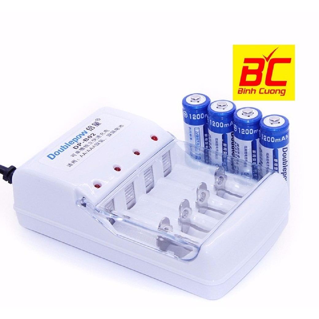 Combo sạc Doublepow DP-B02 và 4 pin tiểu sạc Doublepow AA 1200mAh