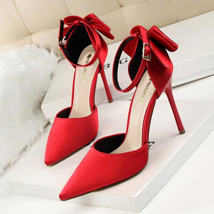 5196-1 HIGH HEELS BIG TREE